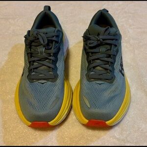 Hoka Men's Bondi 8 Ultra Cushioned
Running Shoes - Size 8.5